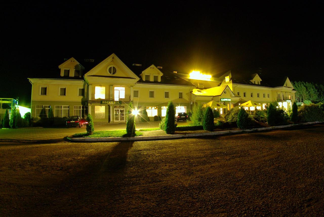 Hotel Mirage Sudovaya Vishnya Dış mekan fotoğraf